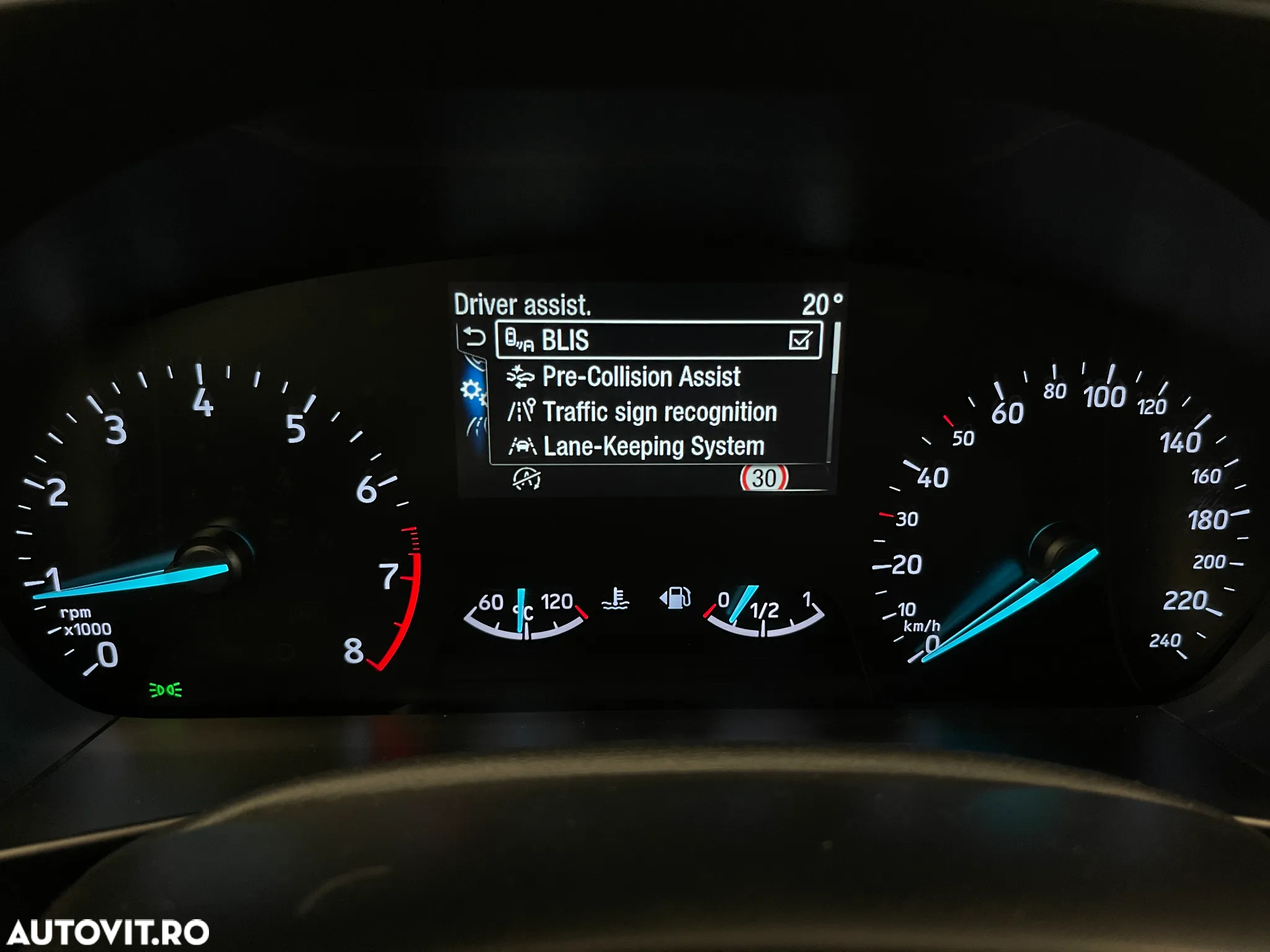 Ford Focus 1.0 EcoBoost Titanium Business - 21
