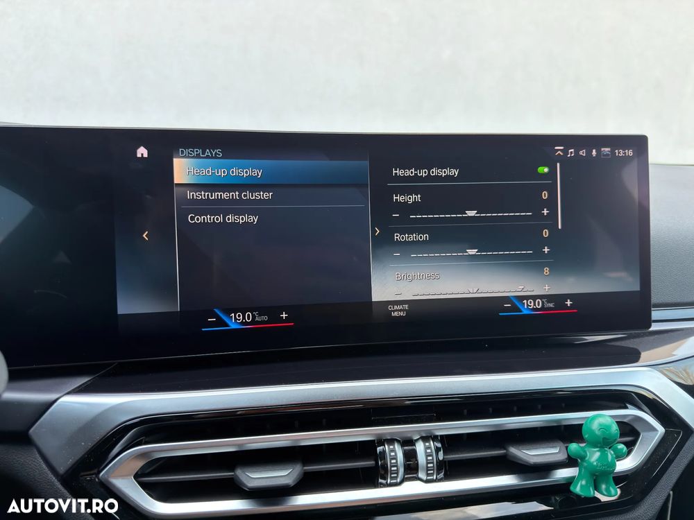 BMW M2 M240i xDrive AT - 33