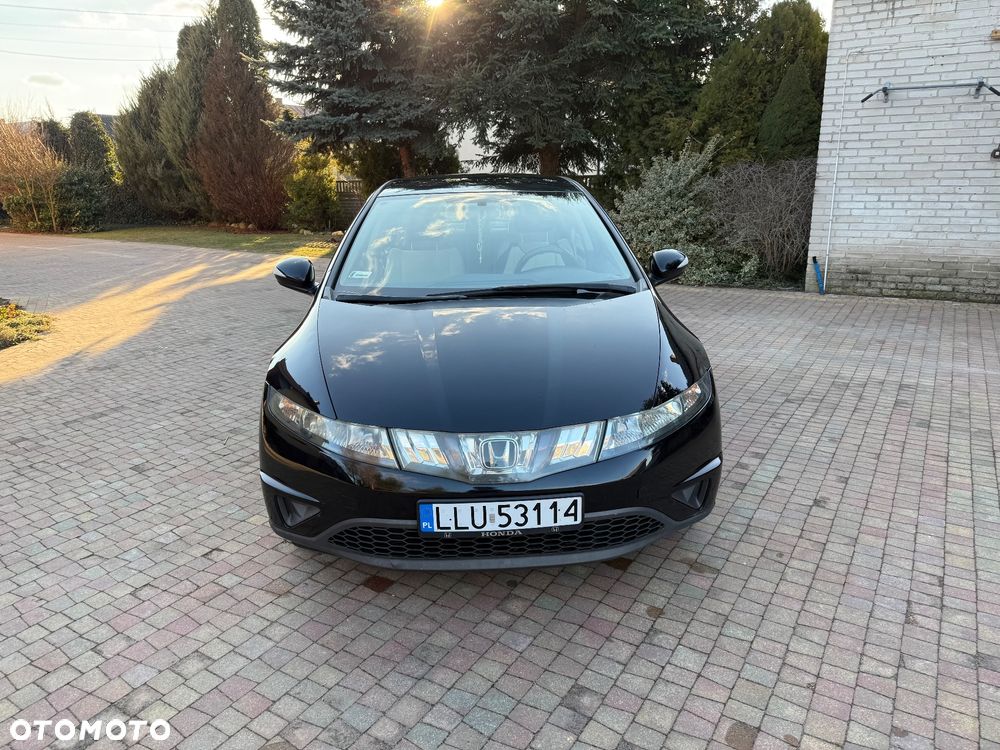 Honda Civic 1.8 Comfort - 3