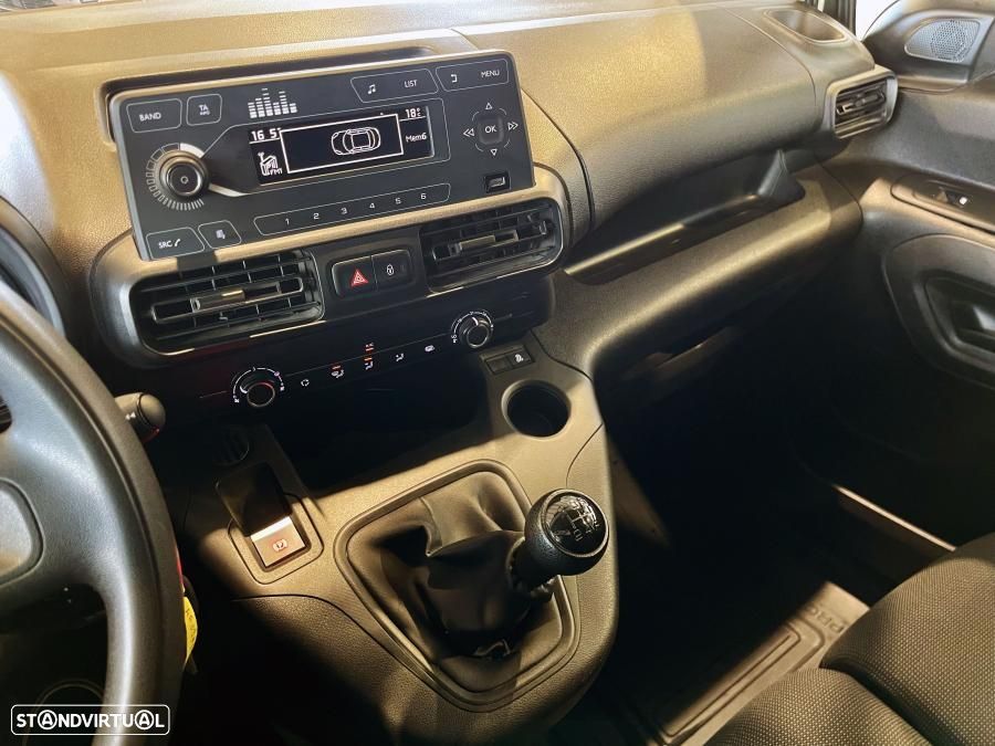 Toyota Proace City 1.5D L1 Comfort 3 Lugares c/IVA DEDUTÍVEL - 10