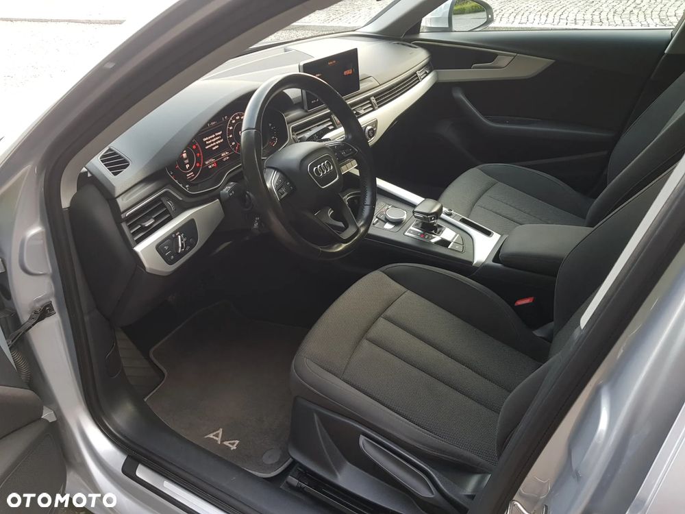 Audi A4 ver-2-0-tfsi-ultra-s-tronic - 12