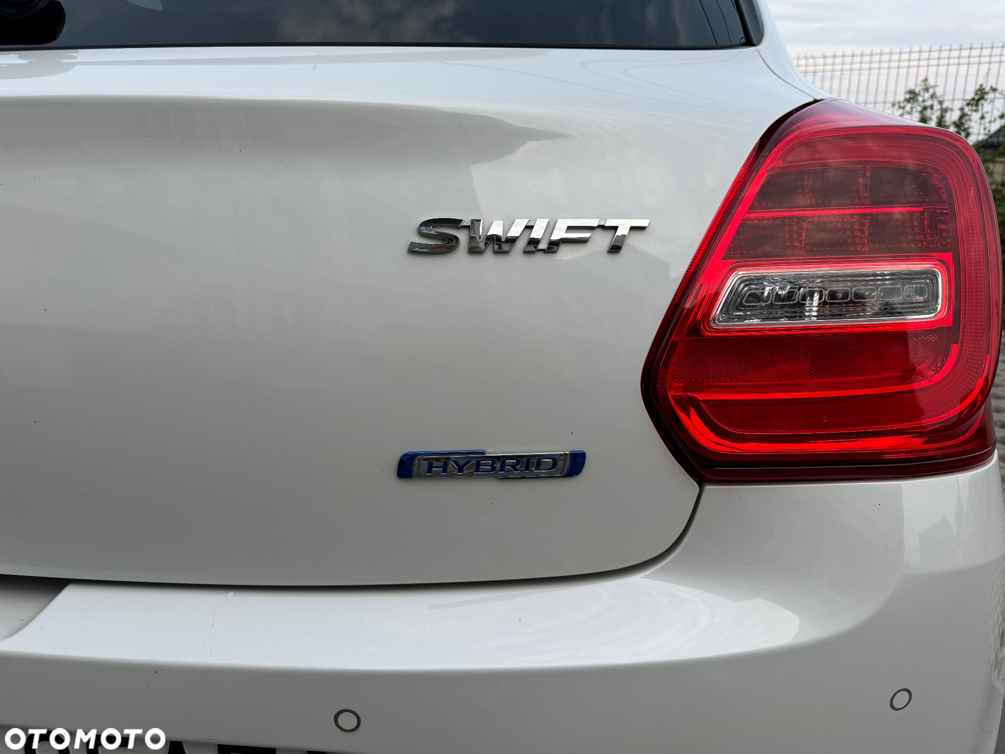 Suzuki Swift 1.2 Dualjet SHVS Premium Plus - 5