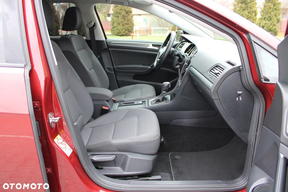 Volkswagen Golf 1.6 BlueTDI DSG Trendline - 25