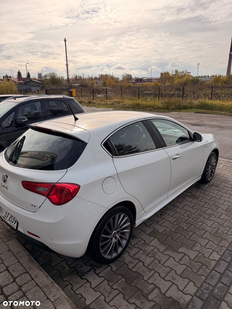 Alfa Romeo Giulietta - 5