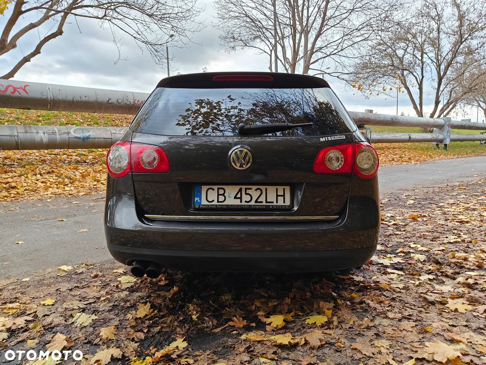 Volkswagen Passat 1.8 TSI Comfortline - 10