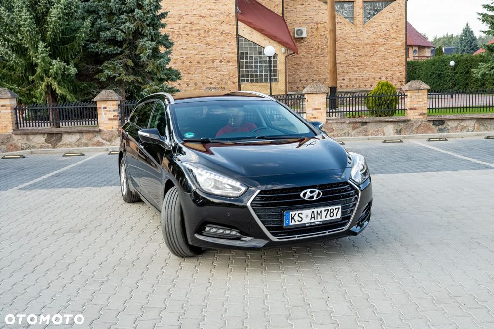 Hyundai i40 1.7 CRDi Comfort - 1