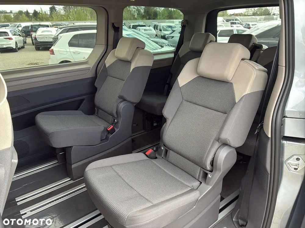 Volkswagen multivan BASIC FAMILY 2.0TDI 150 KM długi r.o. (L2) - 16