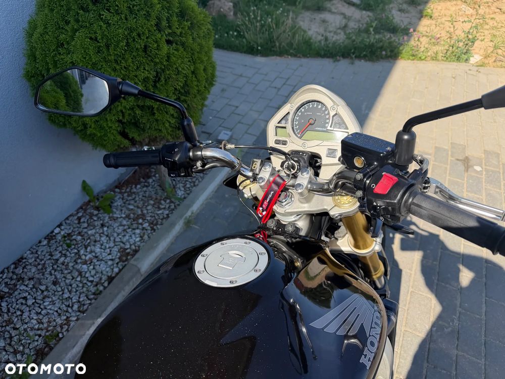 Honda Hornet - 40