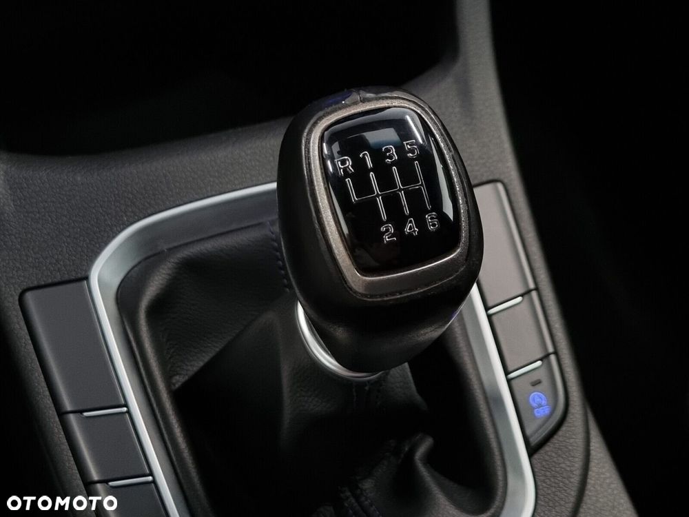 Hyundai i30 1.4 GO - 23
