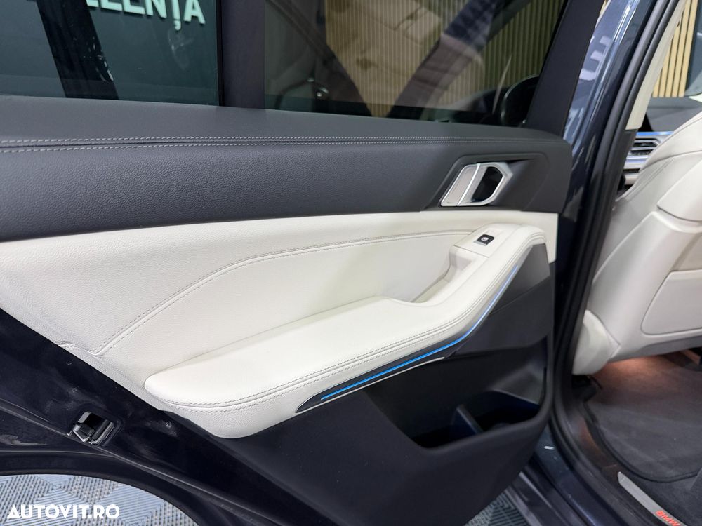 BMW X5 xDrive45e xLine - 28