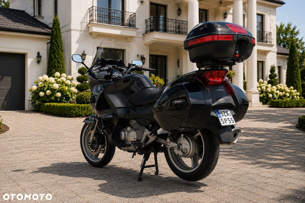 Honda NTV - 9