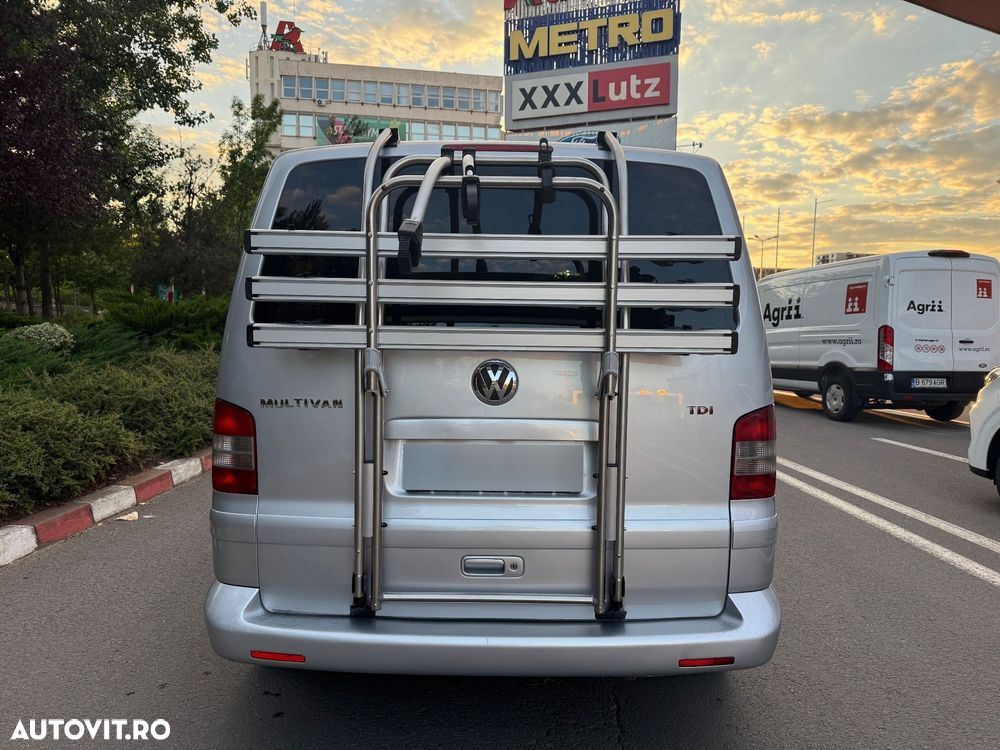 Volkswagen Multivan - 15