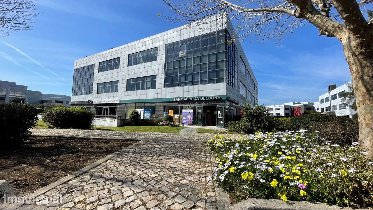OPORTUNIDADE de INVESTIMENTO - ESCRITÓRIO NA QUINTA DA BELOURA SINTRA - Grande imagem: 2/40