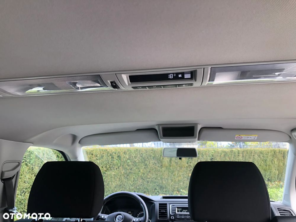 Volkswagen Caravelle - 29