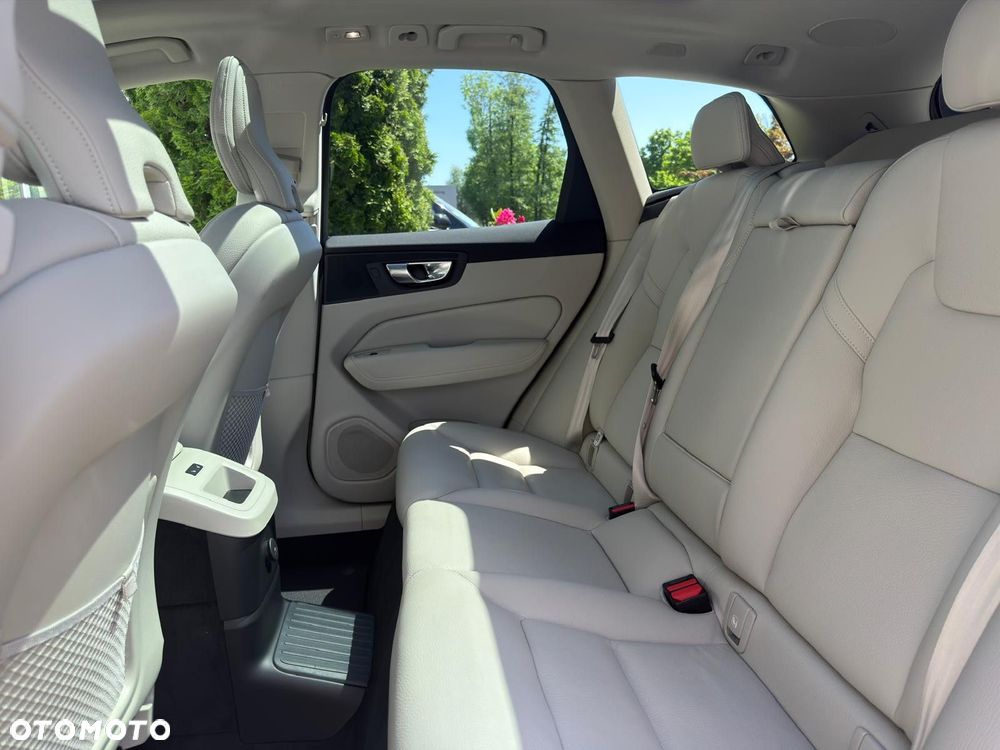 Volvo XC 60 - 31
