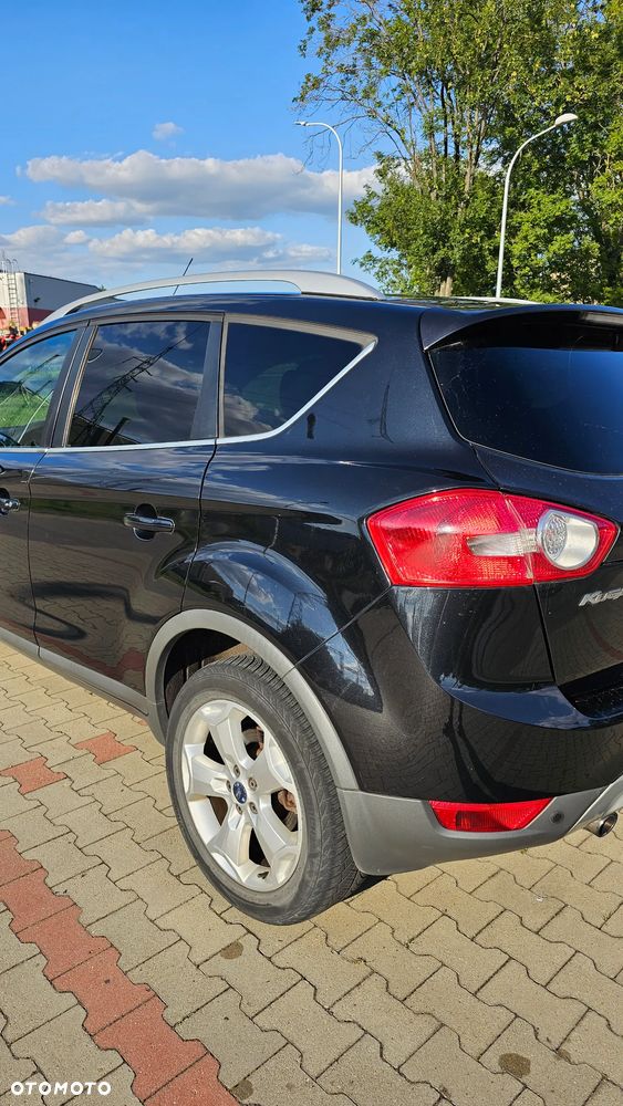 Ford Kuga 2.0 TDCi Titanium - 8