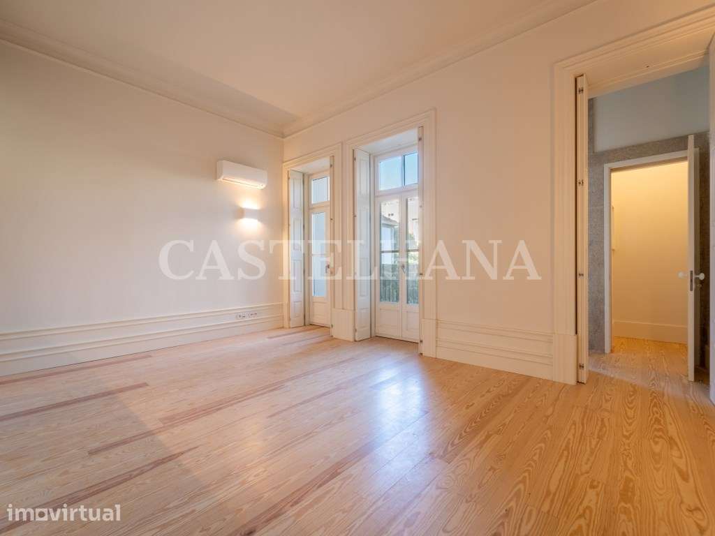 Apartamento T1 com área exterior em novo empreendimento no Porto - Grande imagem: 4/48
