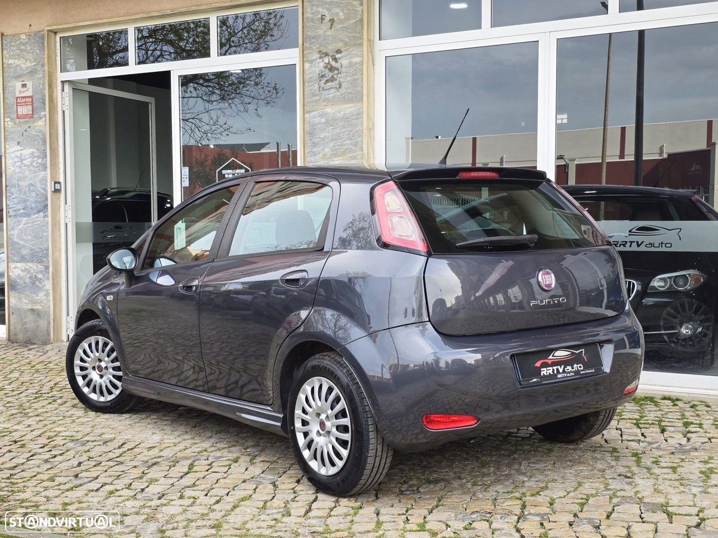 Fiat Punto 1.2 Young S&S - 10