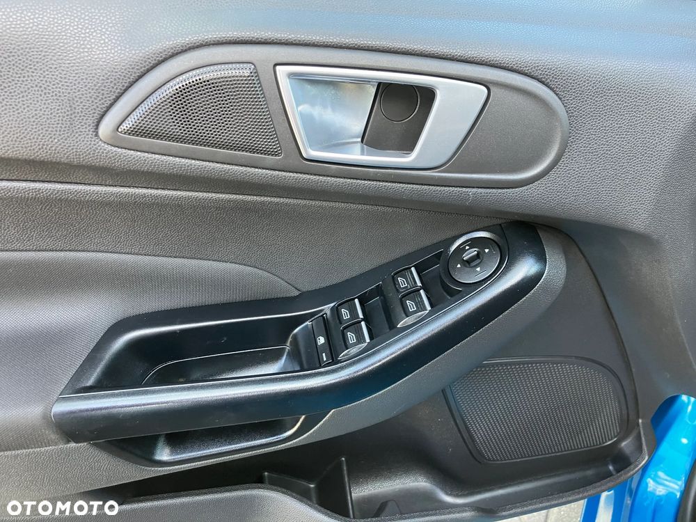 Ford Fiesta 1.0 EcoBoost Trend - 19