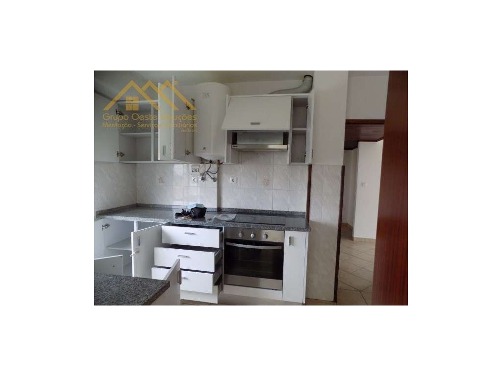 Apartamento T2+1-LOURINHÃ - Grande imagem: 2/12