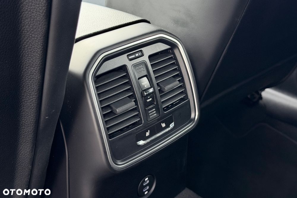 Porsche Macan Standard - 18