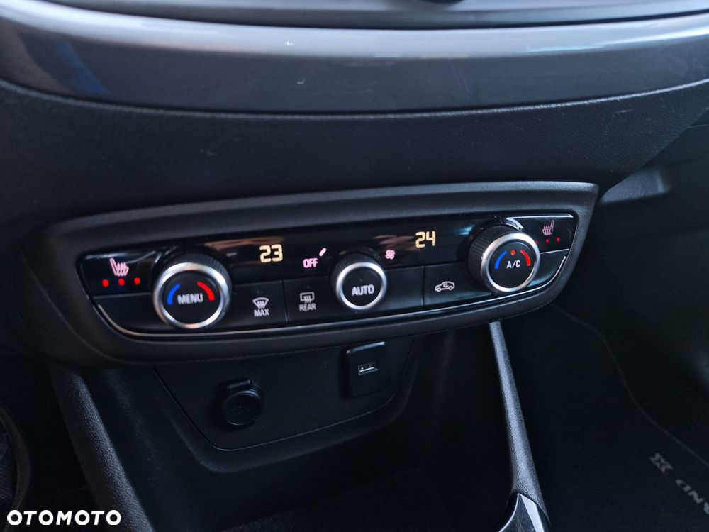 Opel Crossland X - 22