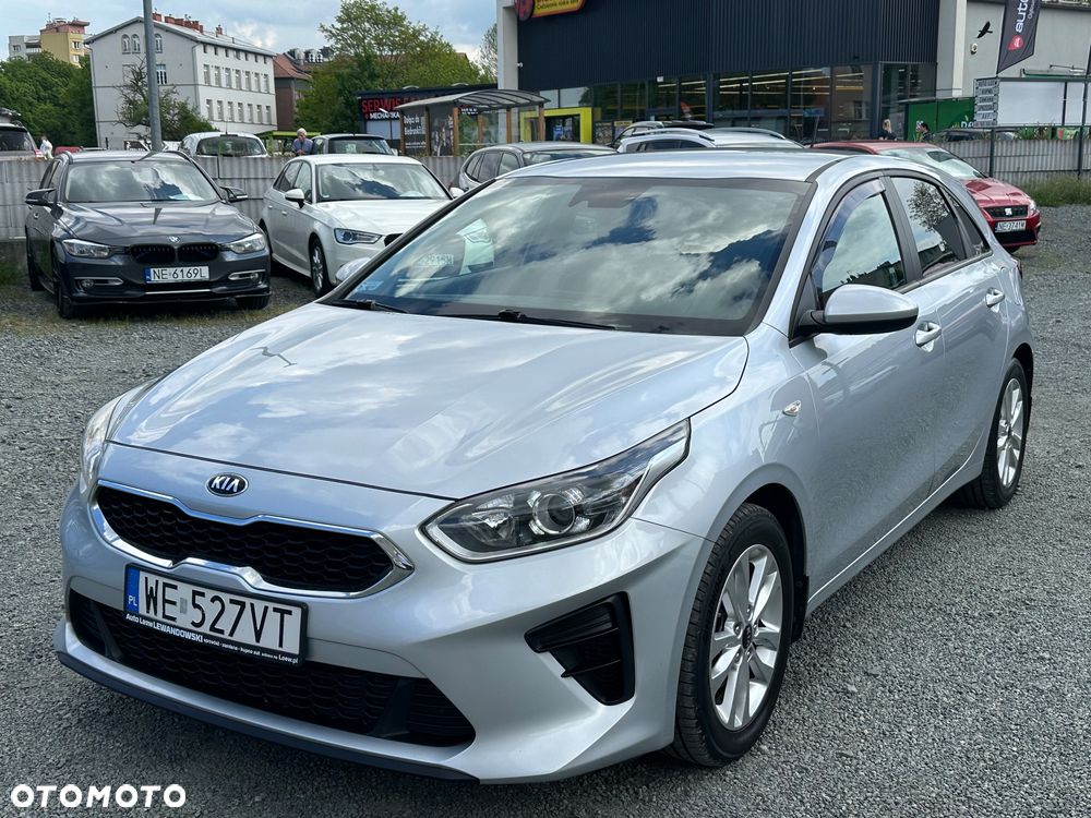 Kia Ceed 1.6 CRDi SCR L - 10