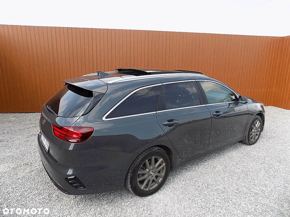 Kia Ceed 1.6 CRDi SCR L Business Line Plus - 3