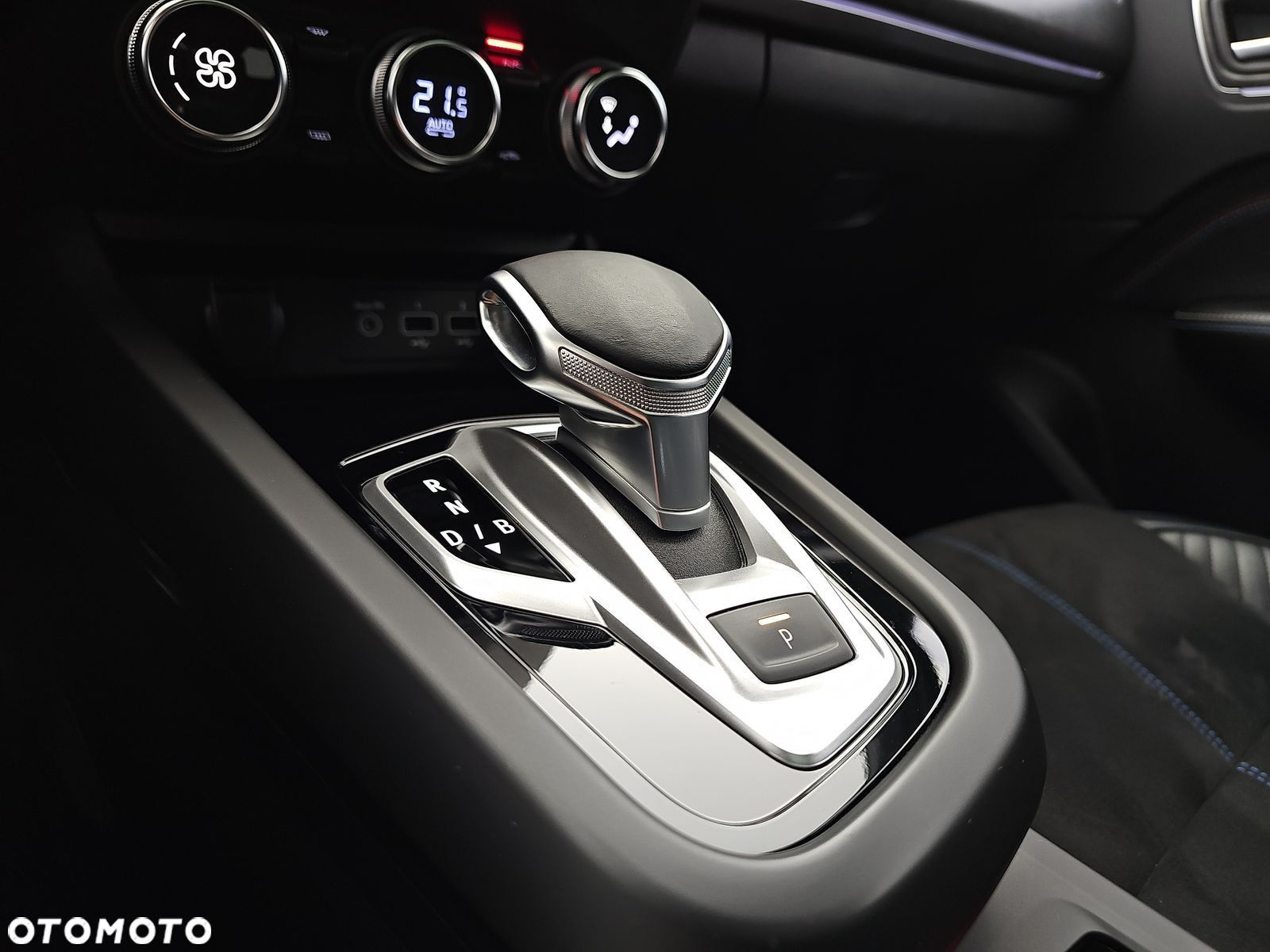 Renault Arkana 1.6 E-Tech Full Hybrid 145 Esprit Alpine MMT - 18