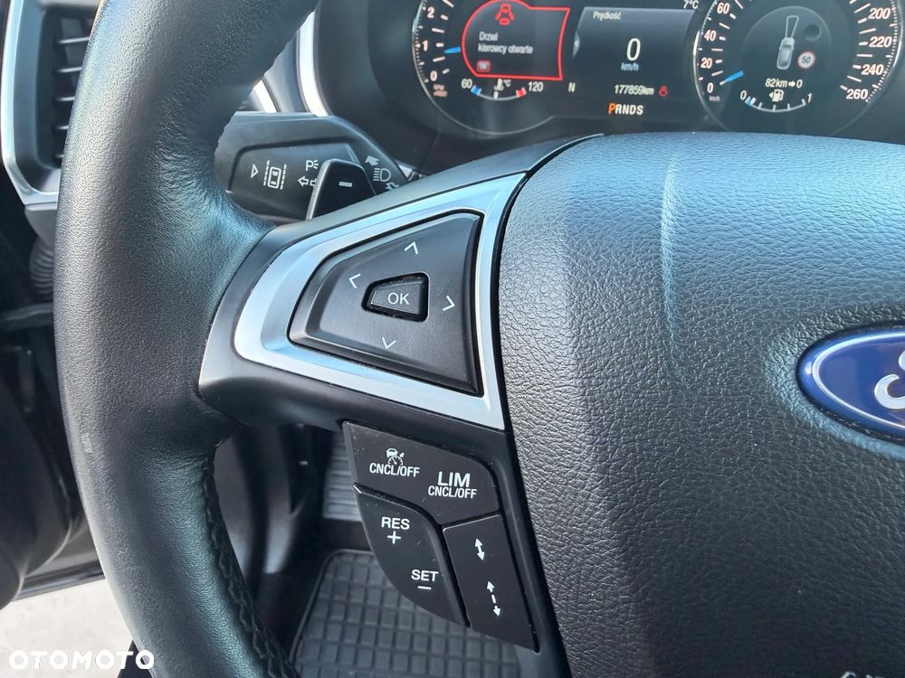 Ford S-Max - 30