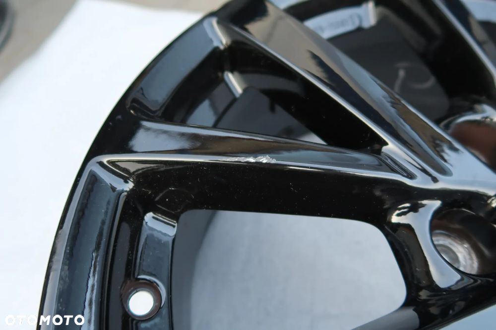 S2 Felga Aluminiowa Mazda BDEL-V3-810  7x18et45 - 8