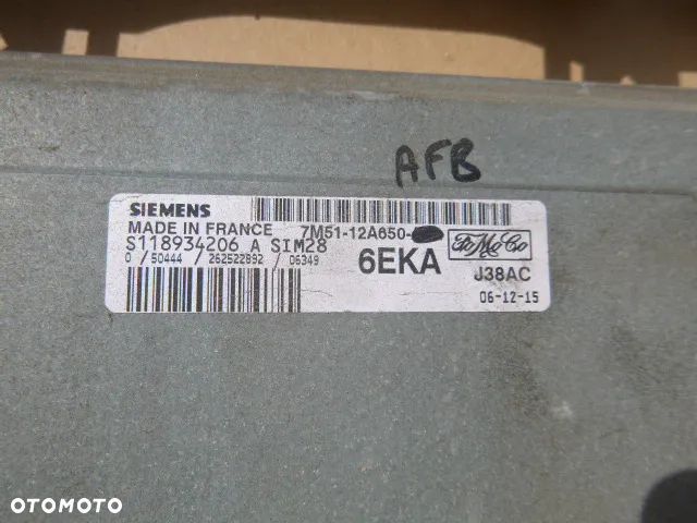 ZESTAW STARTOWY FORD FOCUS MK2 1.6 - 11