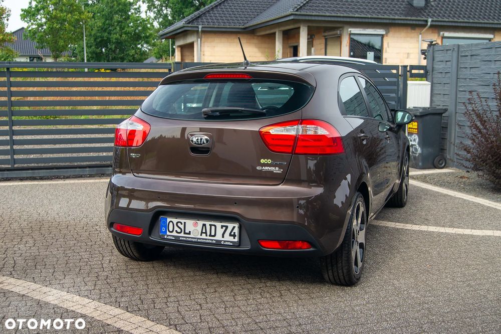 Kia Rio 1.4 ISG Dream Team Edition - 12
