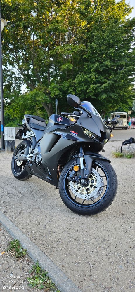 Honda CBR - 2