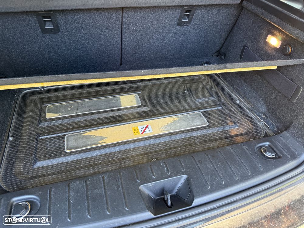 BMW i3 (60 Ah) - 24