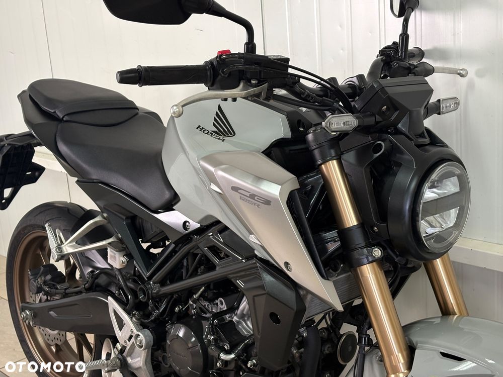 Honda CB - 9