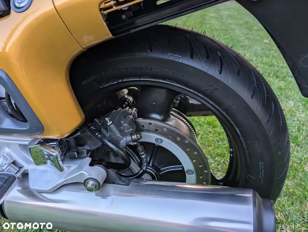 Honda ST - 37