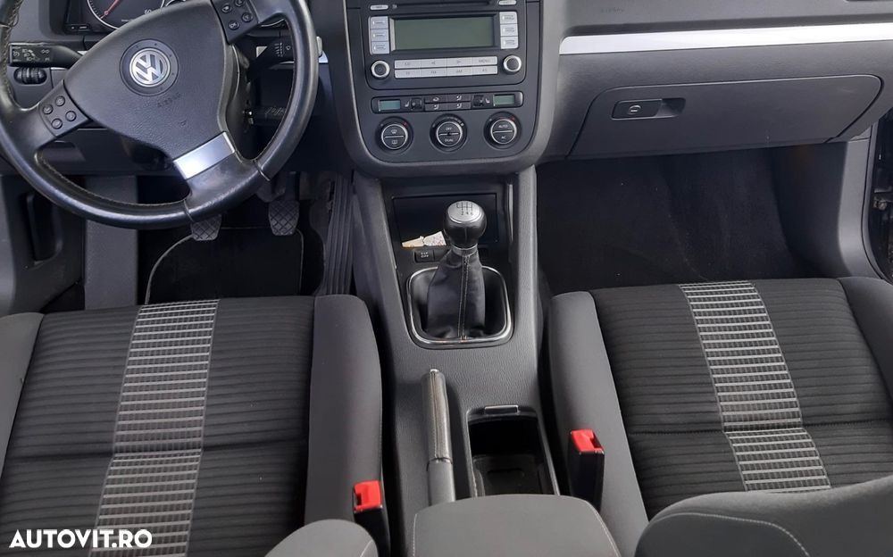 Volkswagen Golf - 12