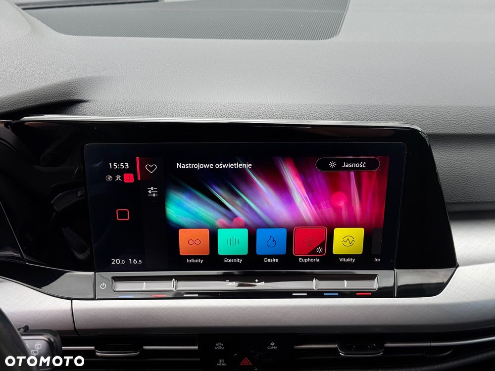 Volkswagen Golf 2.0 TDI SCR DSG Life - 12