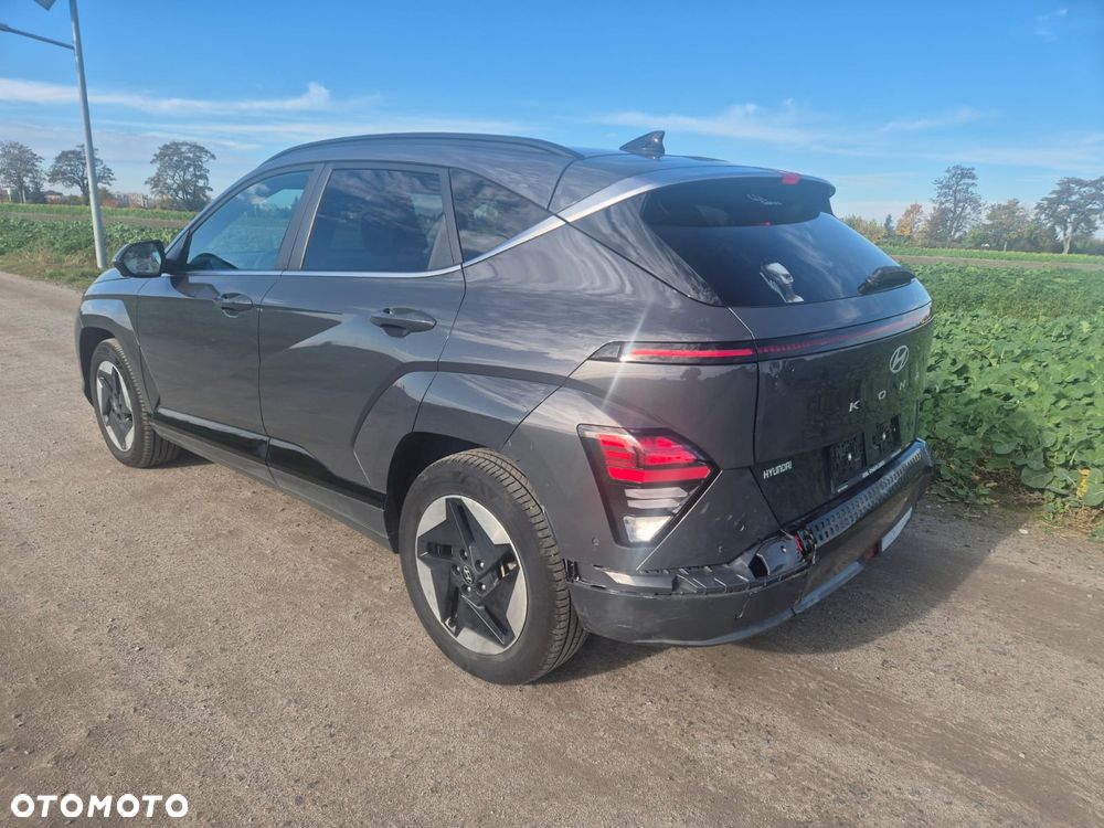 Hyundai Kona 65kWh Executive - 17