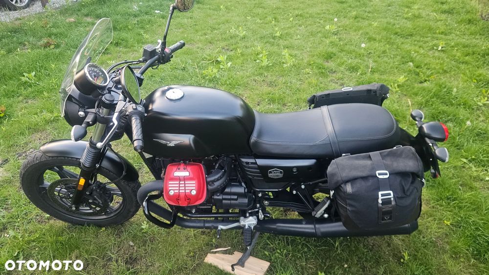 Moto Guzzi V7 - 6