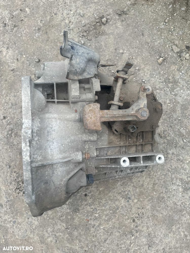 Cutie Viteza ford Focus 1.6 HDI - 2