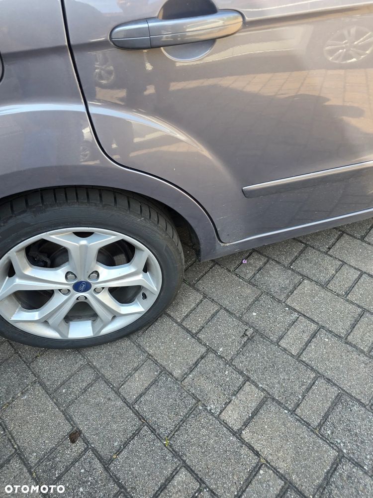 Ford S-Max 2.0 TDCi DPF Titanium - 24