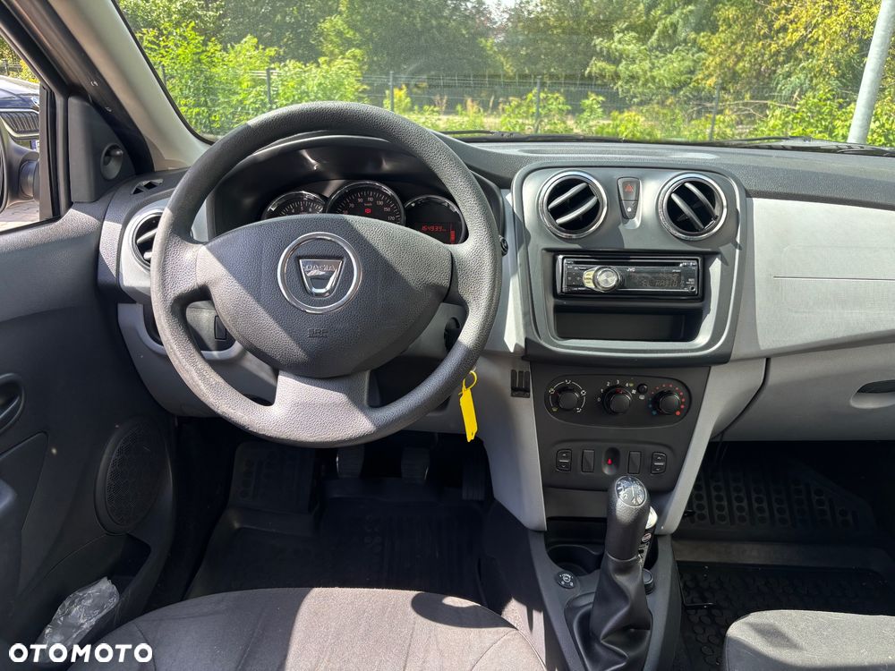 Dacia Logan 1.2 16V Access - 16