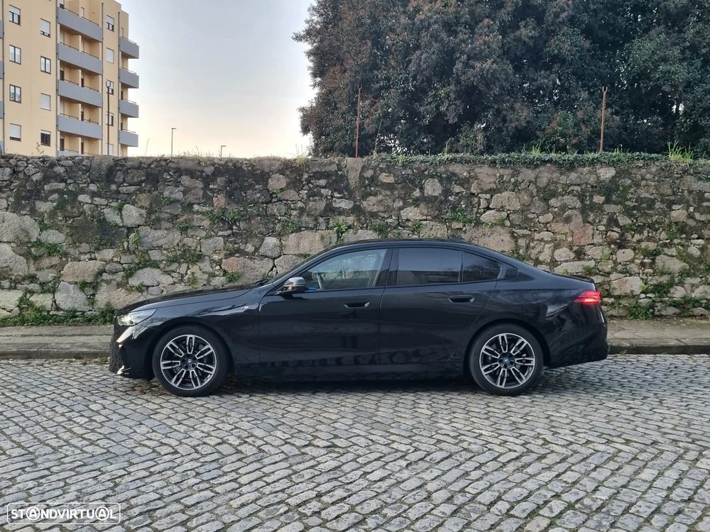 BMW 530 e Pack Desportivo M Pro - 16