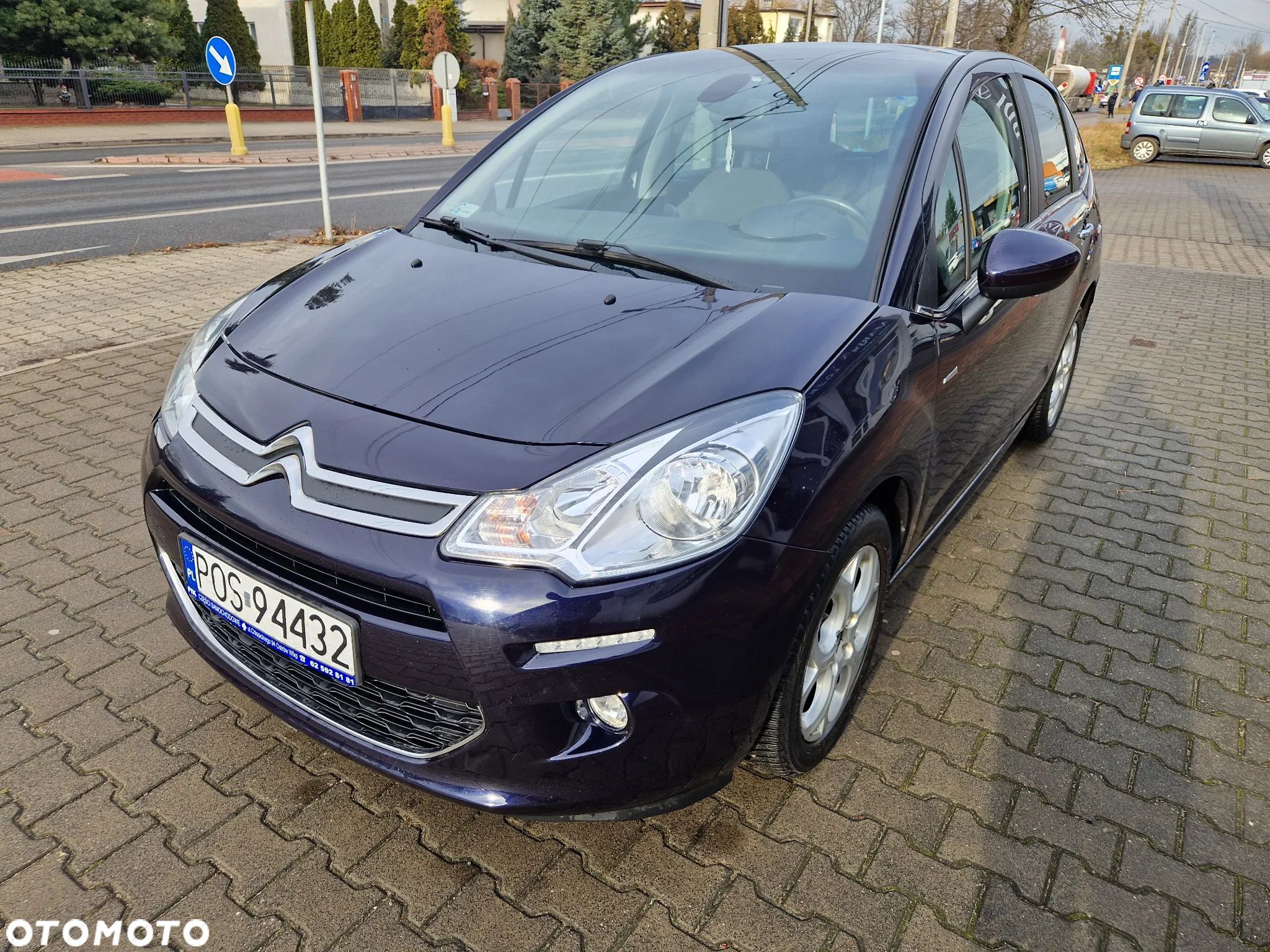 Citroën C3 1.2 PureTech Exclusive - 1