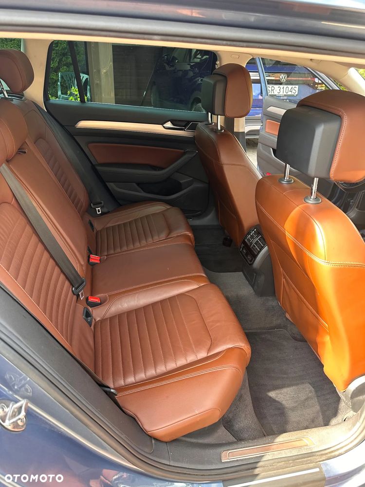 Volkswagen Passat 2.0 TDI BMT Highline DSG - 10