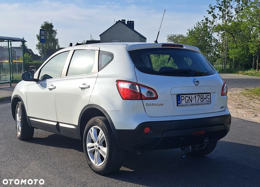 Nissan Qashqai - 4