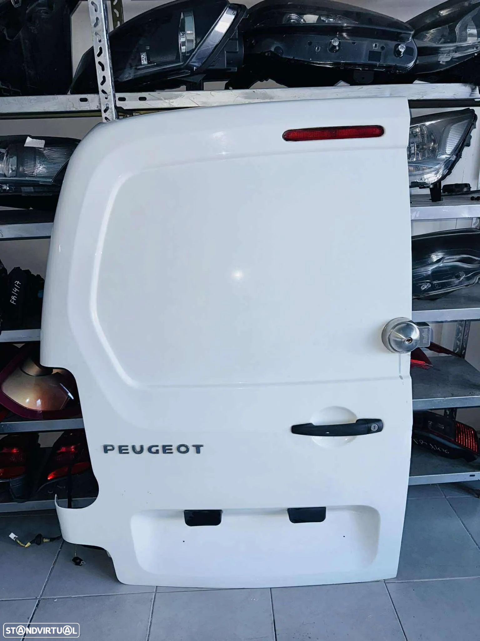 Porta Trás Esquerda Peugeot Partner / Citroen Berlingo - 2008 / 2016 - 1