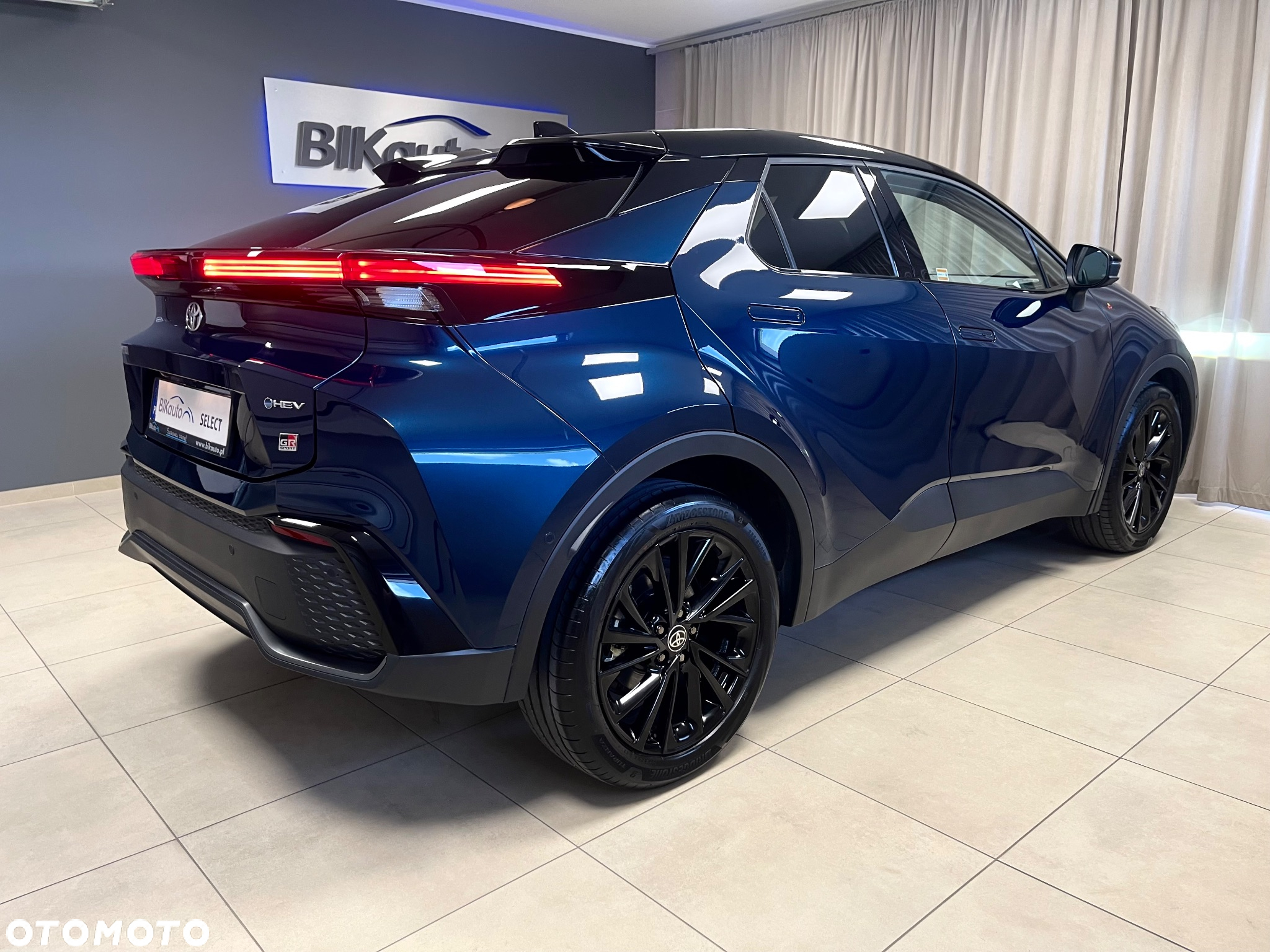 Toyota C-HR - 6